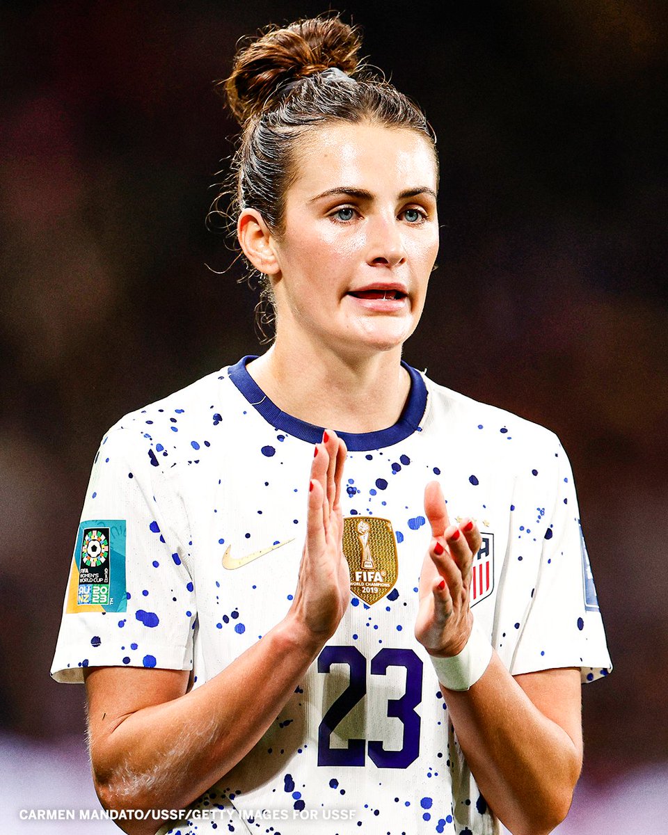 espn's tweet photo. Sophia Smith - 22
Trinity Rodman - 21
Naomi Girma - 23
Emily Fox - 25
Alyssa Thompson - 18

The future is bright for the USWNT ❤️ https://t.co/8frb2k3KTb