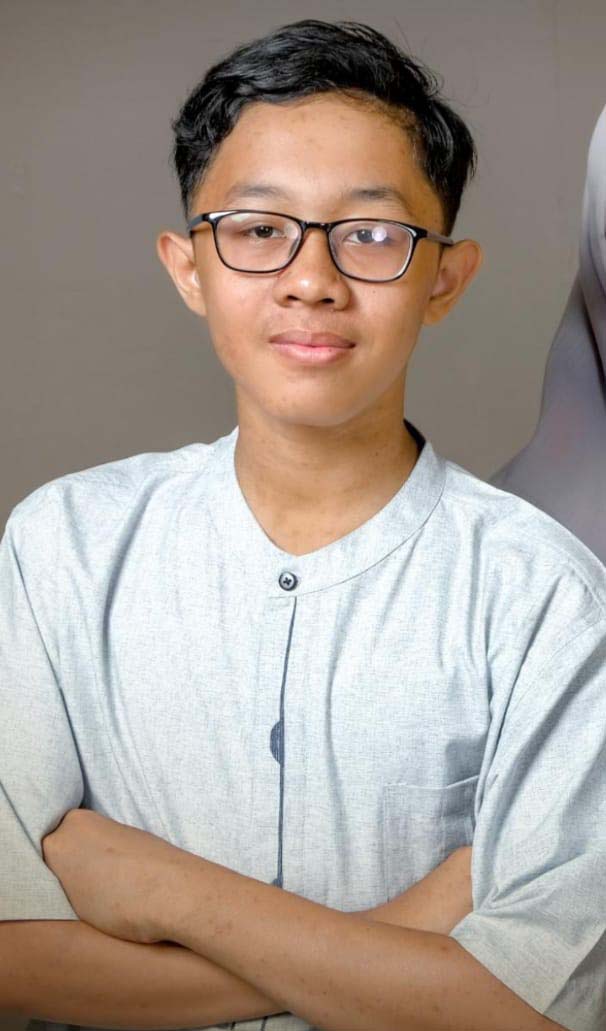 INFO KEHILANGAN

Saya kehilangan keberadaan Anak saya sendiri 
Nama:M.Rizqi Renaldi suwitno
Umur : 17 tahun (2 SMA)
Tinggi : 165 cm
Kronologisnya hari Rabu (2/8/23) malam pergi dari pondok pesantren Darul Falah Cililin Batujajar