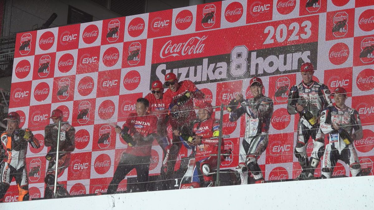 【速報】鈴鹿８耐、Ｔｅａｍ　ＨＲＣが連覇…ＴＯＨＯレーシングが２位、ＳＤＧホンダが３位

f1express.cnc.ne.jp/suzuka8h/index…