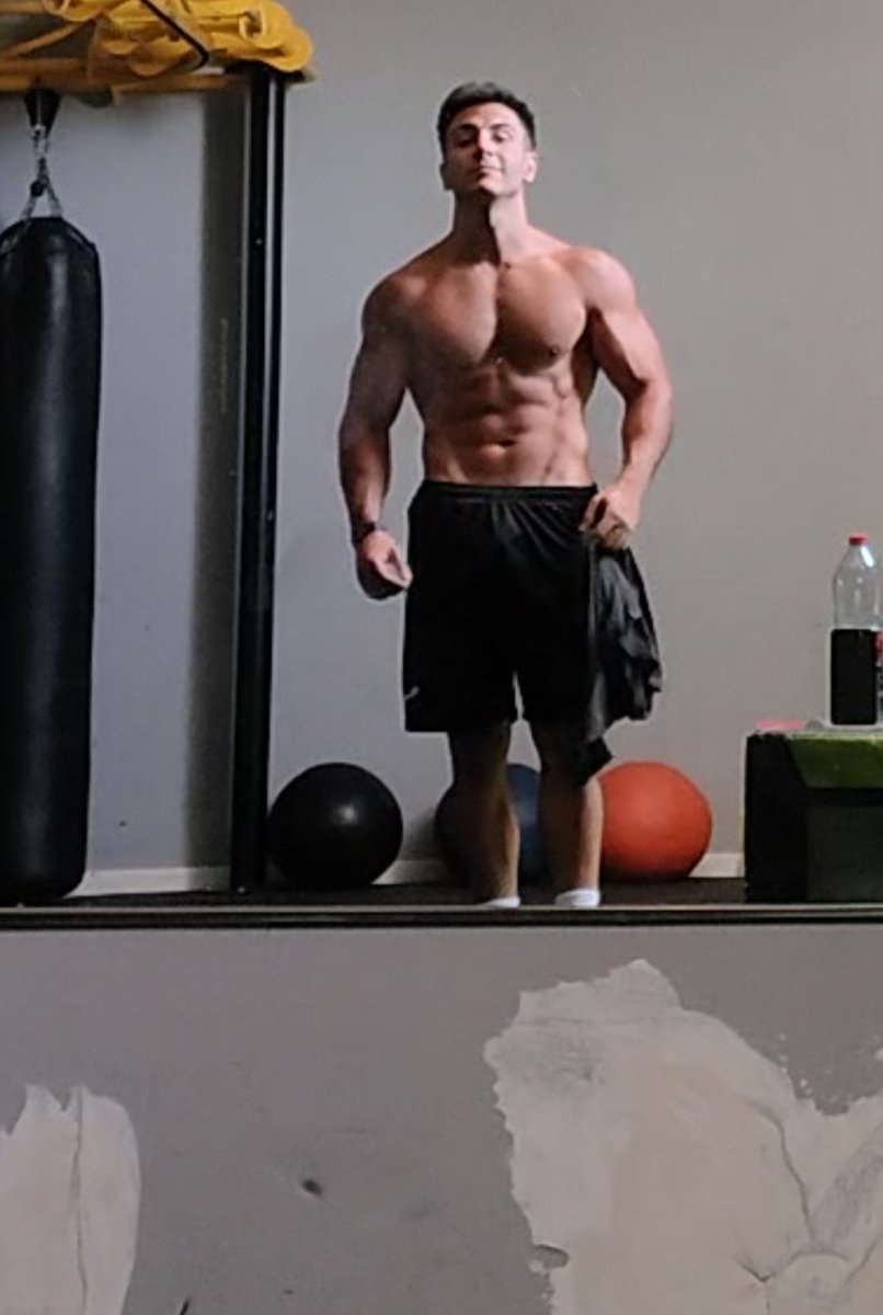 mikidura tweet media