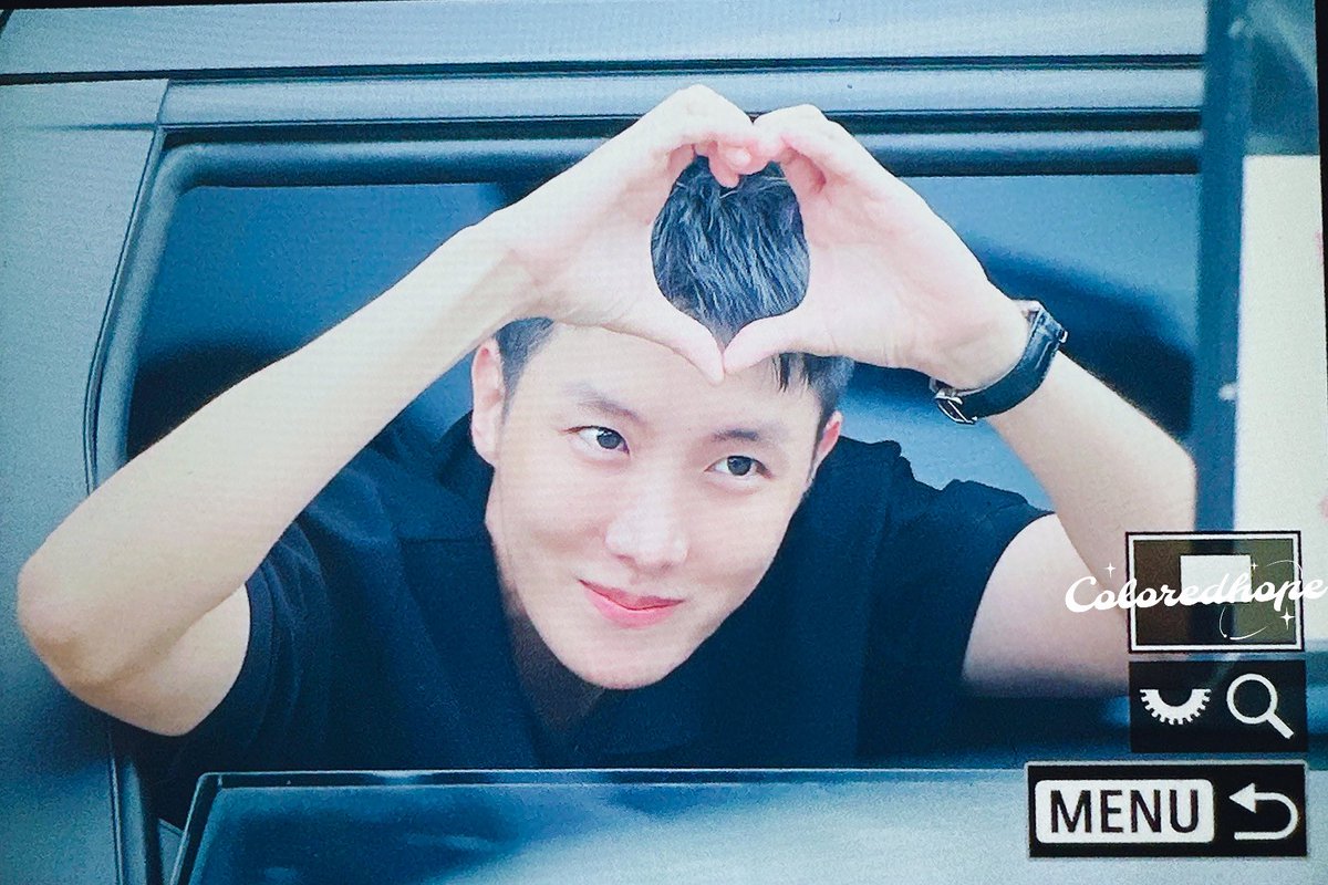 colored_hope's tweet photo. 230806 오랜만이에요~

#jhope #제이홉 #호석 
 #정호석 #호비 #BTS     
 #방탄소년단      #hobi https://t.co/W1lvc59CNE