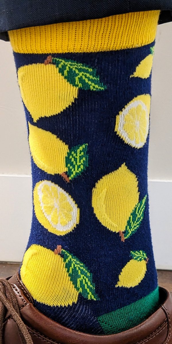 #Sundayfunday #Socks
Got #lemons, make #limoncello!
Thanks <a href="/chrisparente/">Chris Parente 🇺🇸🎗️</a>!