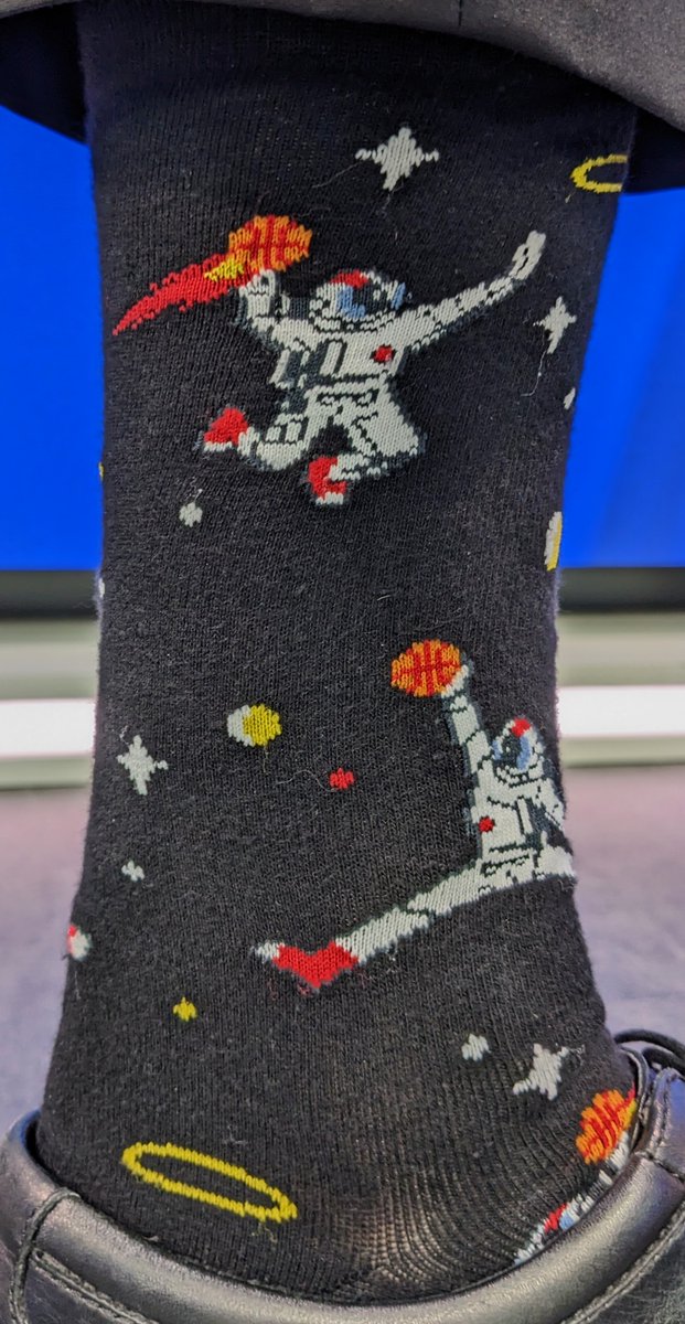 #Sundayfunday #Socks
#Basketball in the #MileHighCity, #nuggets are back in2 months!