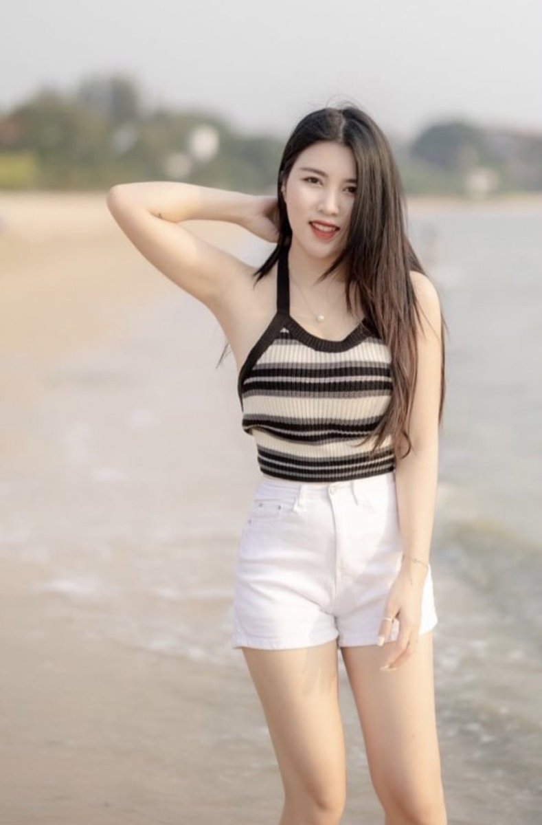 The_PattayaNews's tweet photo. One year after the tragic Mountain B nightclub fire in #Sattahip that killed dozens of people, the only foreigner present, who survived, a young Vietnamese woman, struggles to deal with her injuries and financial debt.
https://t.co/fvuXWNPfXe https://t.co/FAPMdmGCFE