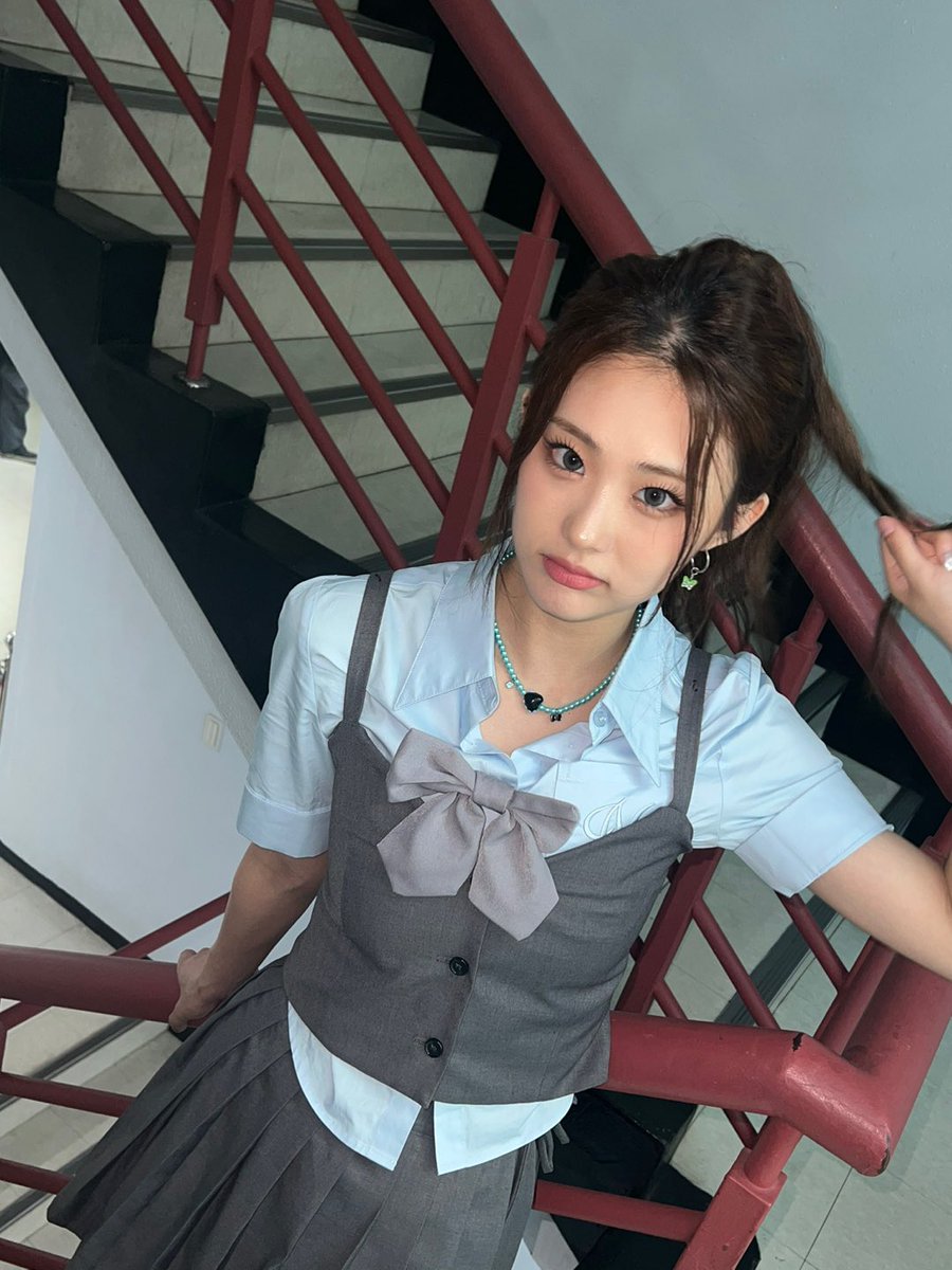 I_m_chillin's tweet photo. Office look today 🤟🏻

#ICHILLIN #아이칠린 #JOONIE #주니 https://t.co/YYS4DaFlSt