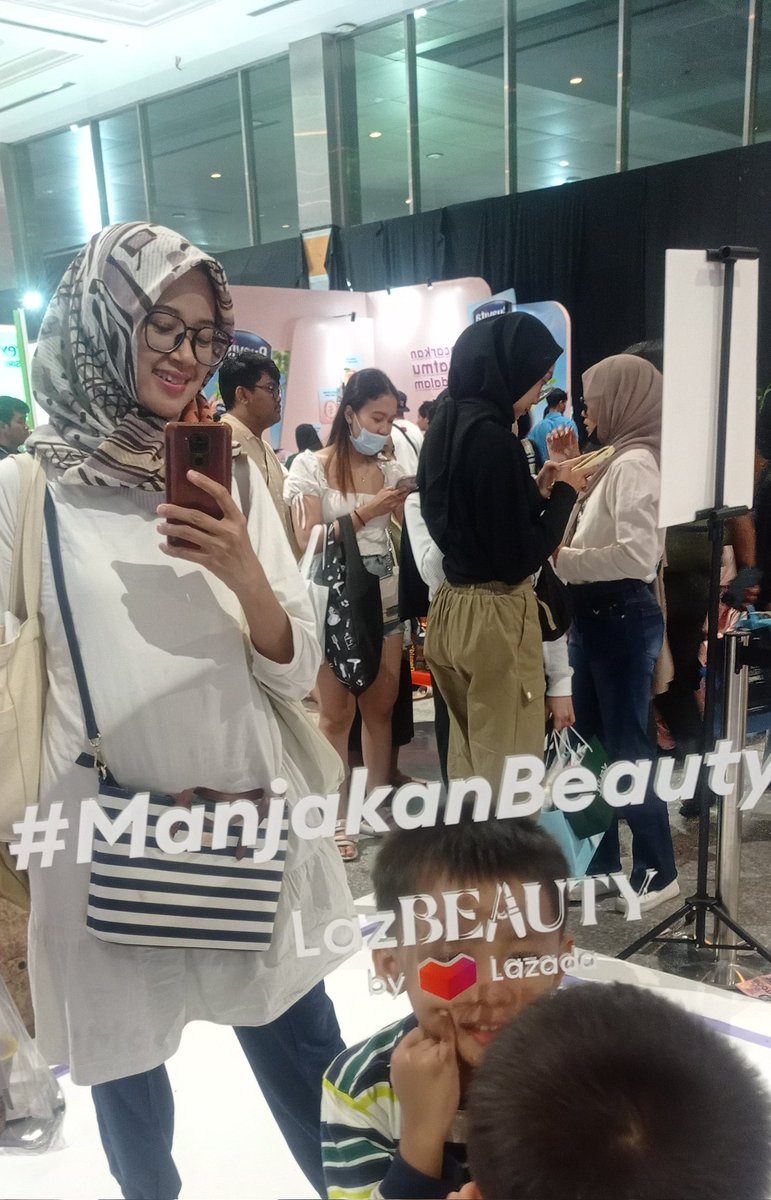 lysya's tweet photo. @lazada_id #LazBeautyJakartaxBeauty https://t.co/WDtTwToNIH