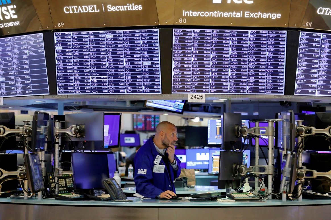 Investingcom's tweet photo. 🇺🇸EARNINGS THIS WEEK: 

-DISNEY
-UPS
-ELI LILLY
-ALIBABA
-PALANTIR
-DATADOG
-TWILIO
-TRADE DESK
-UNITY SOFTWARE
-ROBLOX
-WYNN RESORTS
-TYSON FOODS
-WENDY’S
-RIVIAN
-LUCID GROUP
-LI AUTO

👉 https://t.co/x1DIu5LFVT

$DIA $SPY $QQQ