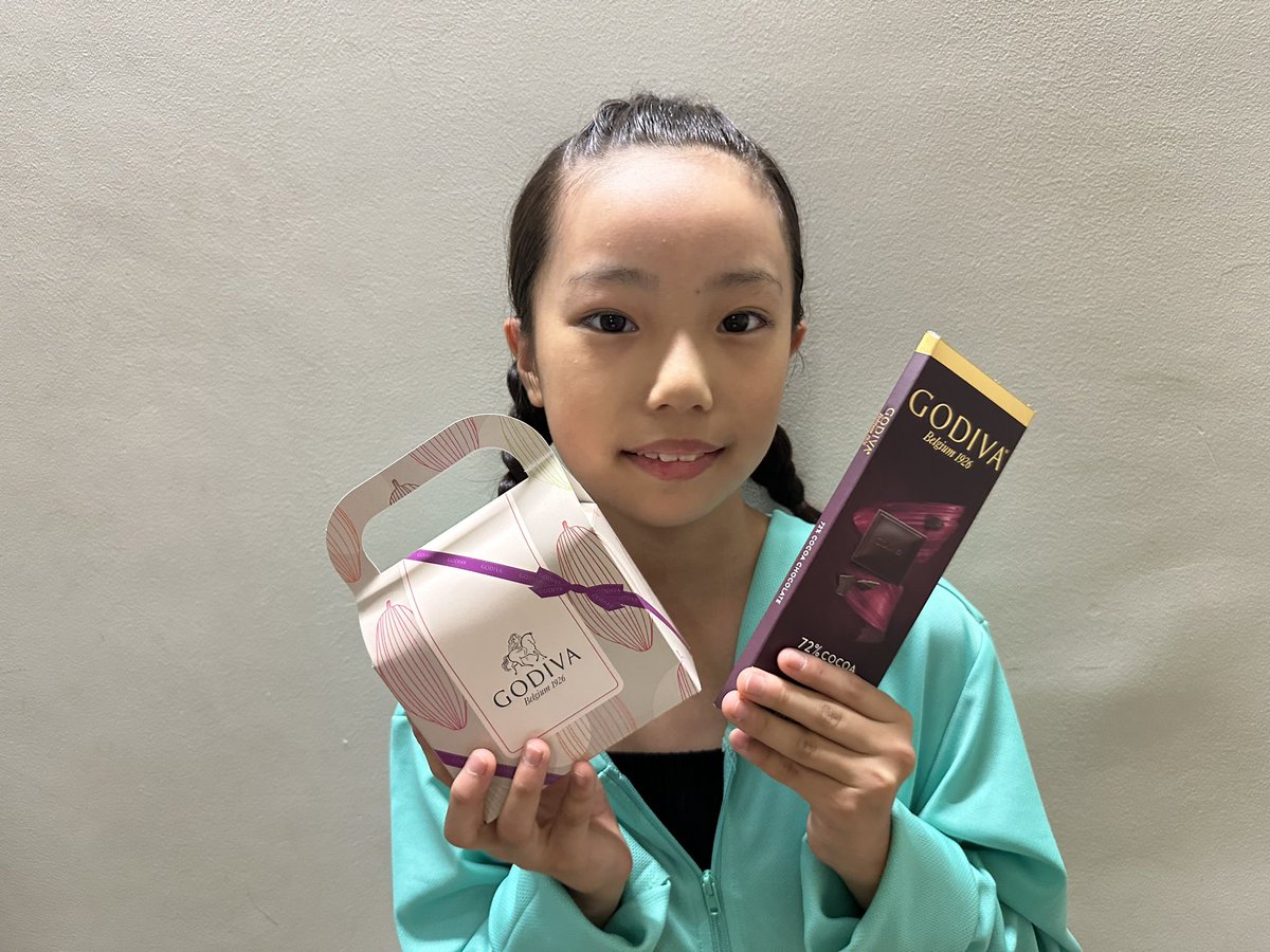chanMoMo0303's tweet photo. バレエの発表会でした☻
2年に1回なので桃は3回目。
今年は初めてトゥシューズでヴァリエーションを踊らせてもらえました。
夏休みになってから2回のリハと昨日の会場でのリハ。たくさん練習してきました。
すごく楽しい発表会になりました！
いつもお世話になっているK村さんが音響さんだったよー。 https://t.co/ugyPhlSmNw