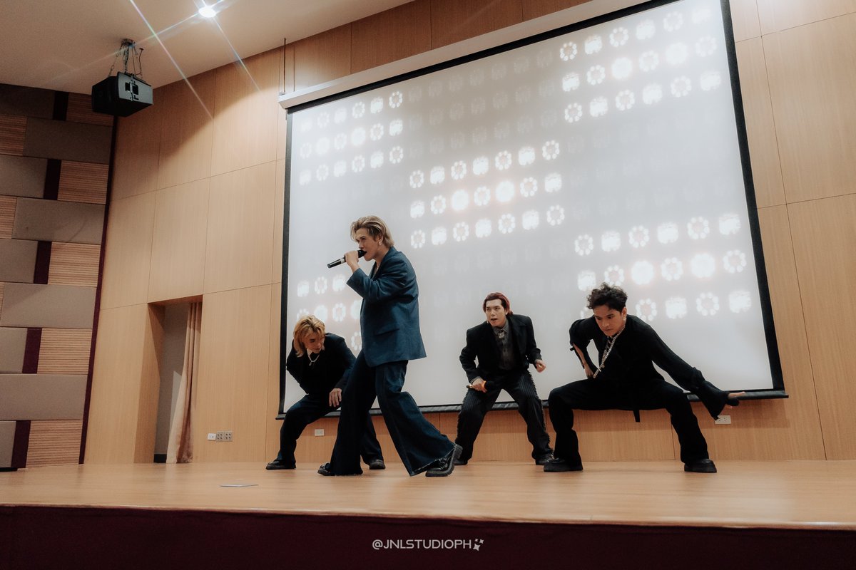 jnlstudioph's tweet photo. Highlight photos from Philippine-Korean Youth Forum 2023 Crossover: Culmination Day at UP School of Statistics Auditorium in Quezon City (🧵)

IN PHOTOS: Press Hit Play @PressHitPlay

#PKYFCrossover #PKYF2023 #UPArirang
@ppop_perimeter @uparirang https://t.co/93JTkmjBnL