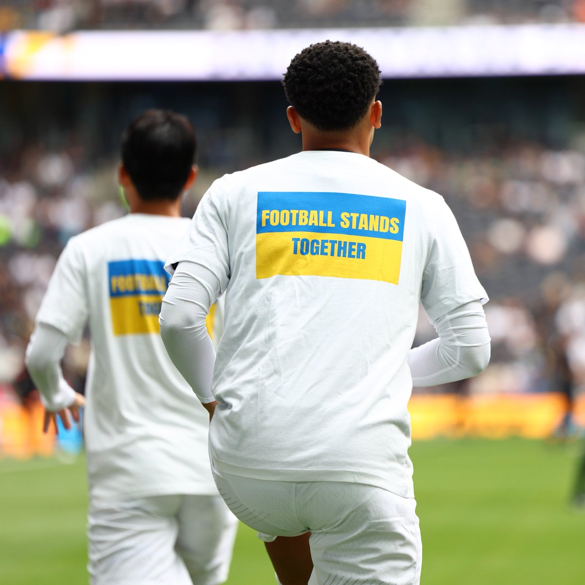 Football stands together 🤝