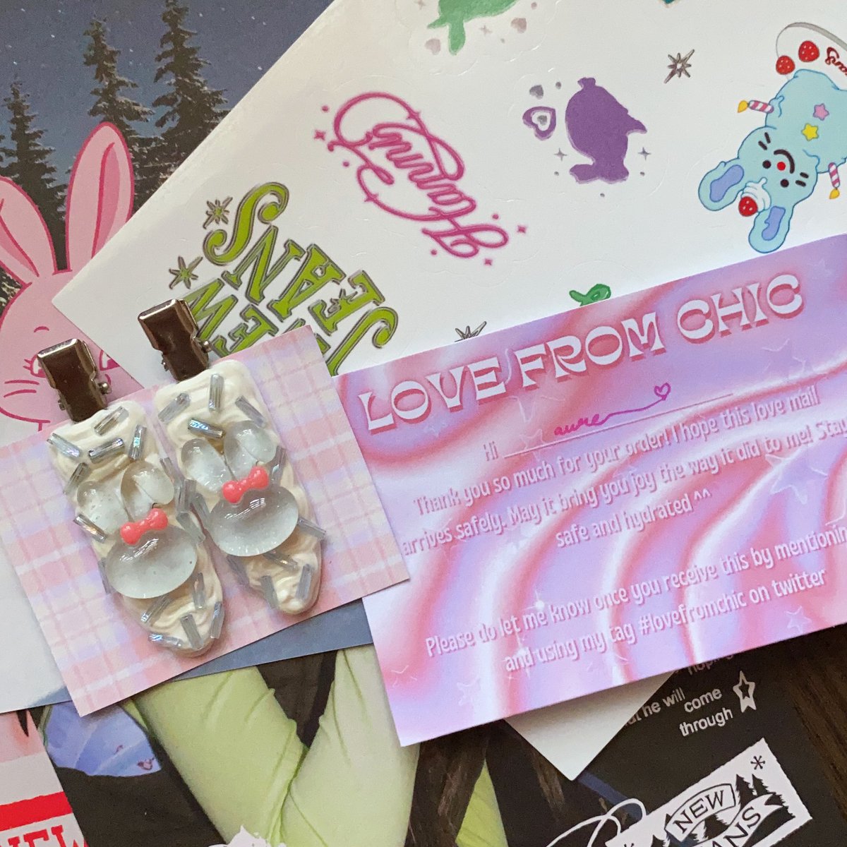 aureliseu's tweet photo. ꒰ #auremails ꒱
꒰ #lovefromchic ꒱
*﹆ today's happy mail:
tokki clips from @chc_wn 🐇🌟🌷
super pretty as always ! https://t.co/viYbHgwwcT