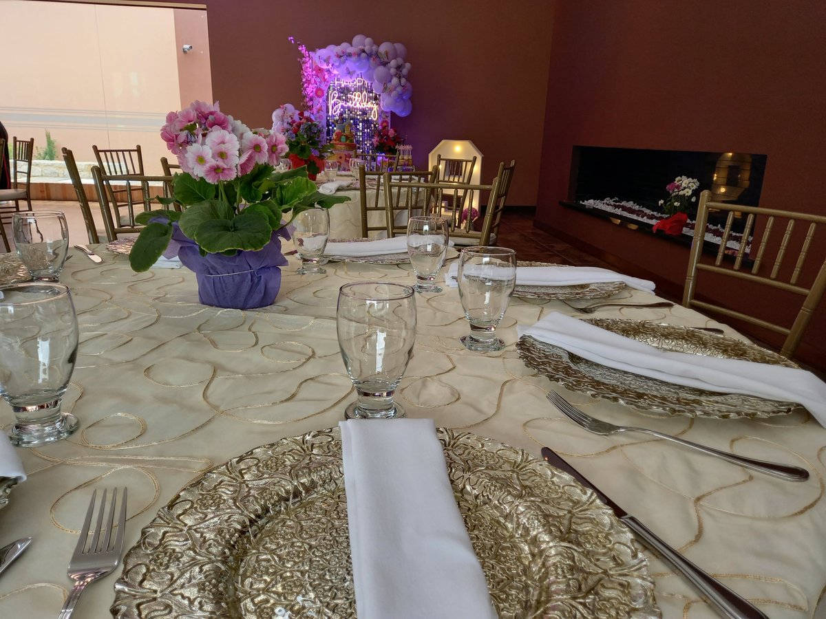 El arte de regalar momentos #tabladequesos #desayunosorpresa #desayunospersonalizados #desayunotipico #desayunosadomicilio
#desayunosbogota #decoracioneventosBogota #catering #eventplanner #aniversario  #eventosocial #cumpleaños  #Birthday #matrimonio #wedding #party #Encanto