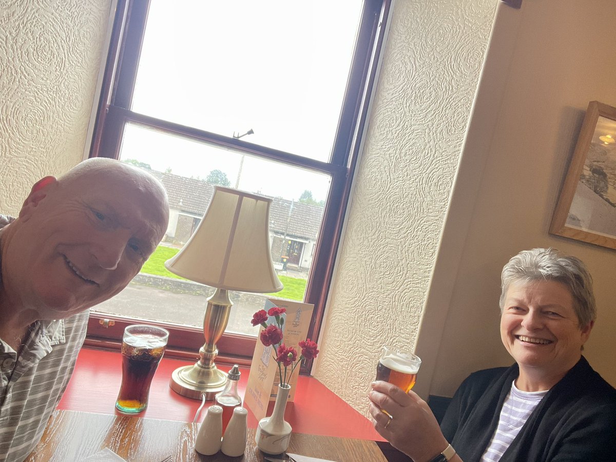 Waiting for our Sunday lunch at the narrowest hotel in the UK. Only in #Scotland at our favourite town #Moffat. Roll on good times! Quick stop before our final destination of #WemyssBay.