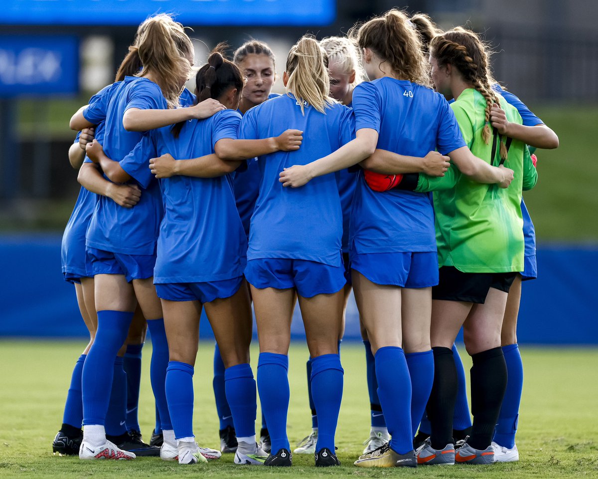 UKWomensSoccer's tweet photo. Capped off week 1️⃣ with our first match action of the year. 

Back to work next week! 💪

#WeAreUK 🔵😺⚽️ https://t.co/axxfy9IHJM