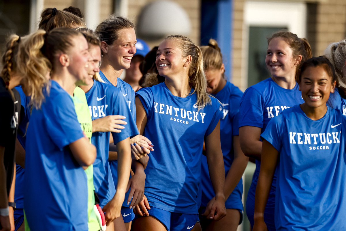 UKWomensSoccer's tweet photo. Capped off week 1️⃣ with our first match action of the year. 

Back to work next week! 💪

#WeAreUK 🔵😺⚽️ https://t.co/axxfy9IHJM