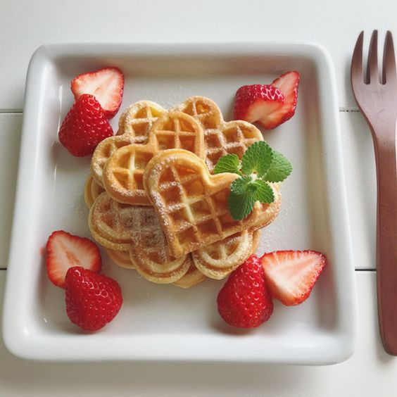 prettiestavenue's tweet photo. heartshaped waffles https://t.co/FeVKtrjE9C