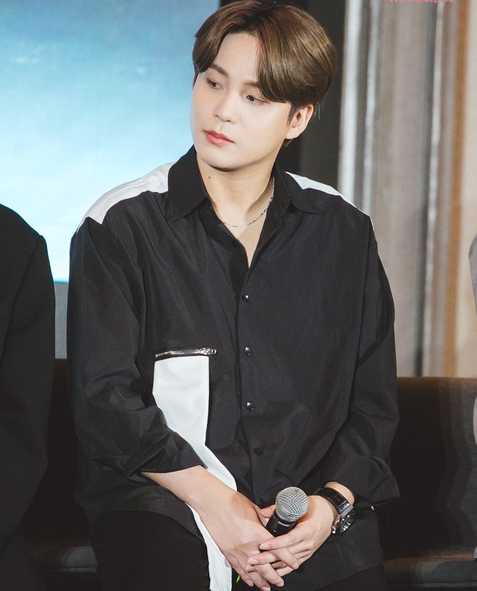 jongiiso's tweet image. ᅠ

ᅠ performance later.

ᅠᅠ

ᅠ