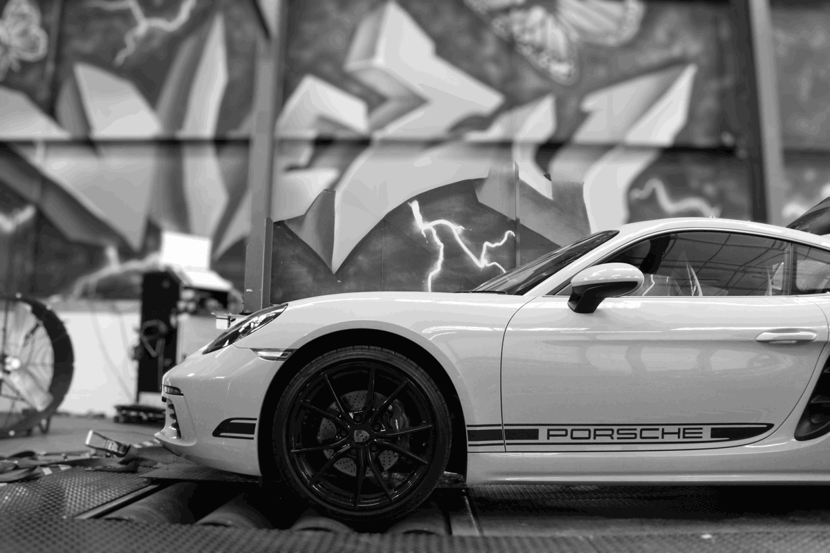 ViezuTech's tweet photo. This #SuperCarSunday we bring you this Stuttgart special, this beauty of a Porsche Cayman, that came into our workshop for a Remap and Dyno! 🔥

#viezu #viezutuning #carupgrades #customtuning #performancetuning #ecutuning #ecuremapping #performancemap
#Supercar #Sunday https://t.co/L8kIoHHk10