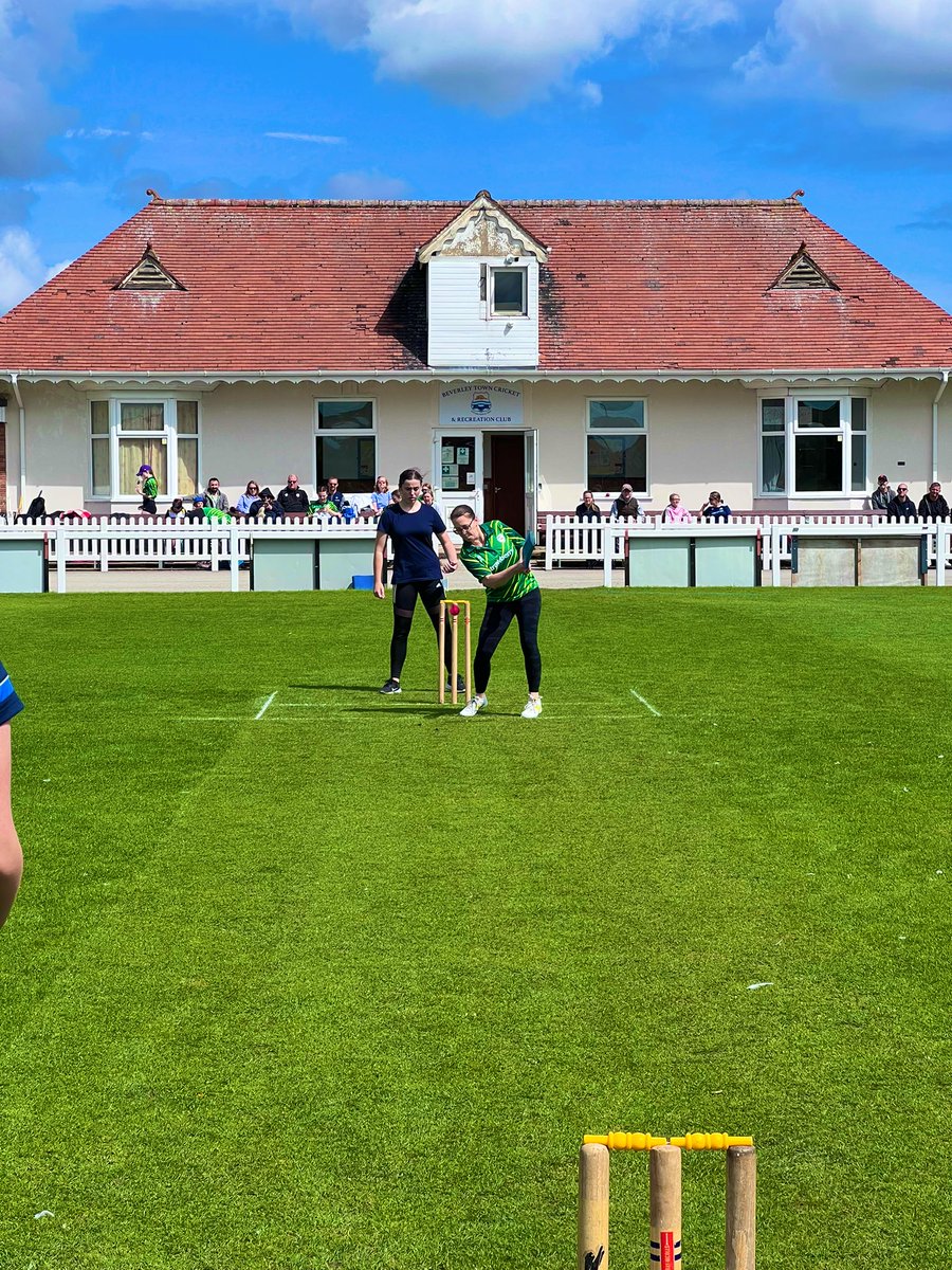👩🏼‍🦰Final Women’s Softball Festival for the season is underway @BeverleyTCC 

🏏4 teams competing to gain a place at the upcoming County Finals

💪🏼Good luck to all teams involved @BeverleyTCC <a href="/HessleCC/">Hessle CC</a> <a href="/SuttononHullCC/">Sutton on Hull Cricket Club</a> <a href="/KirkEllaWCC/">Kirk Ella Women & Girls Cricket</a>