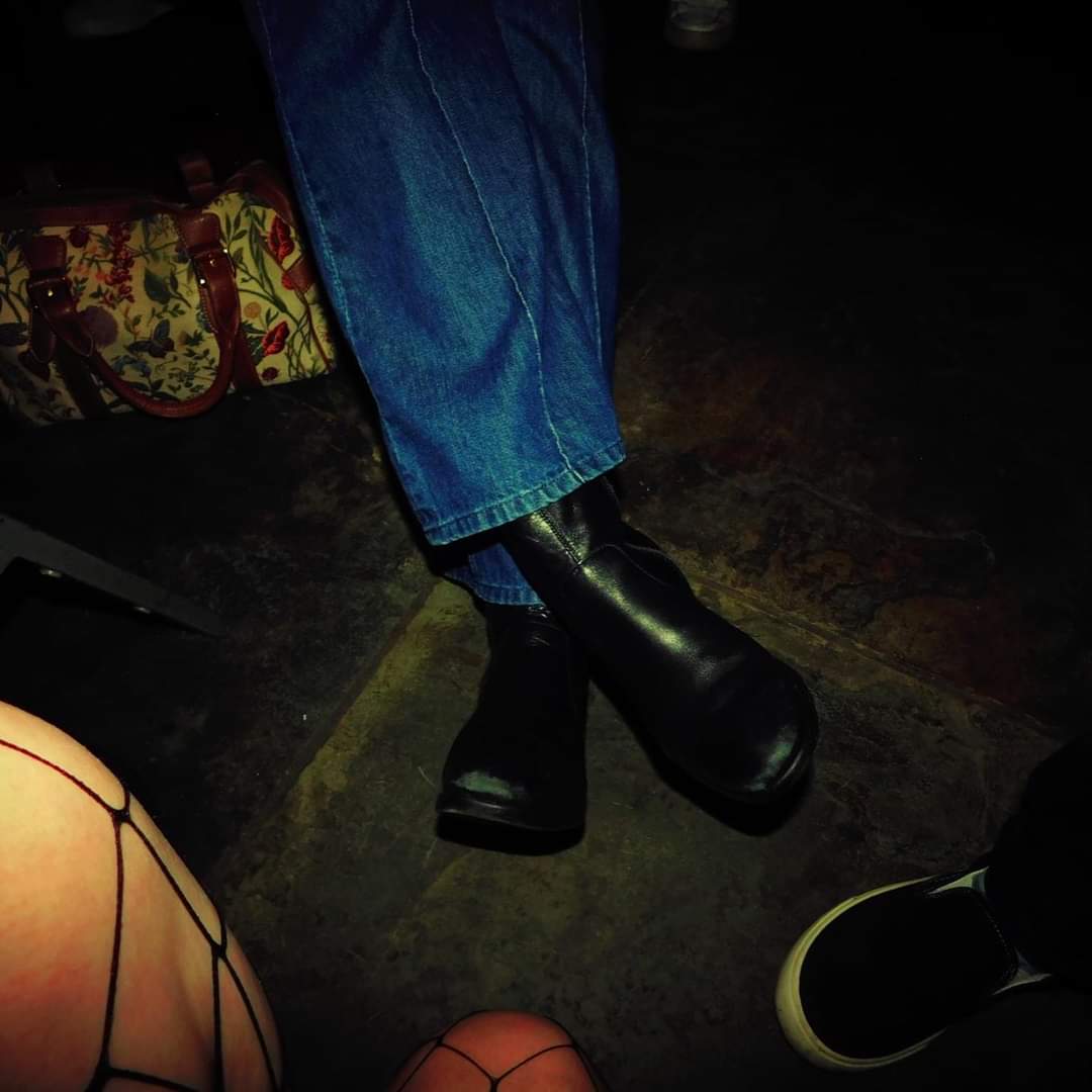 NevermoreHorror's tweet photo. Audience feet pics from last night's show by our in house photographer Jerry Brudos.

For your chance at getting your feet snapped come along to our All Stars edition on the 8th, 11th or 14th

#StaySpooky #EdFringe https://t.co/2Cj3p3i3Hc