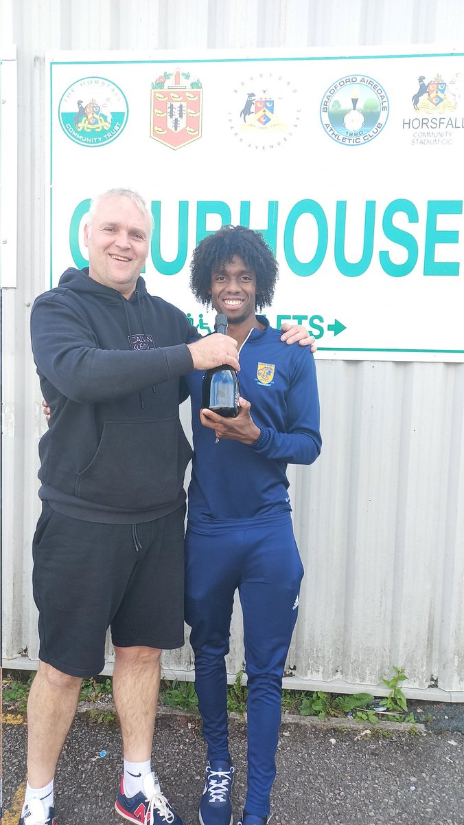 Today's MOM sponsored by <a href="/HUB26_UK/">HUB26</a> is Helmo Silva!

Welldone Helmo!!