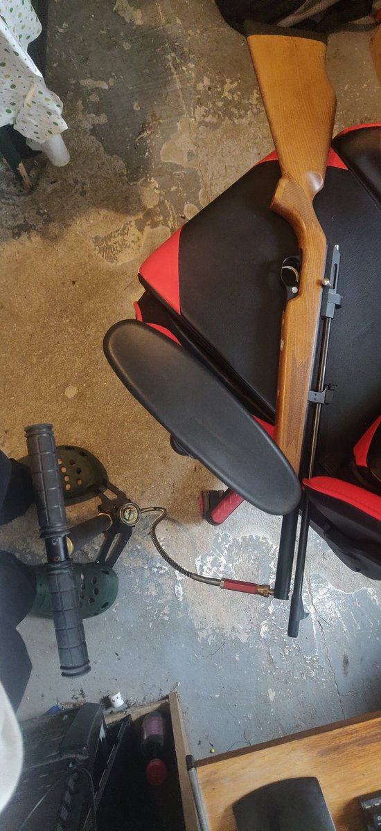AndrewARay's tweet photo. #Airgun #ExplodingTarget
Inside feels a bit like surface of matchbox, so I assume it works similar to safety matches. https://t.co/7JMjqVLb7x