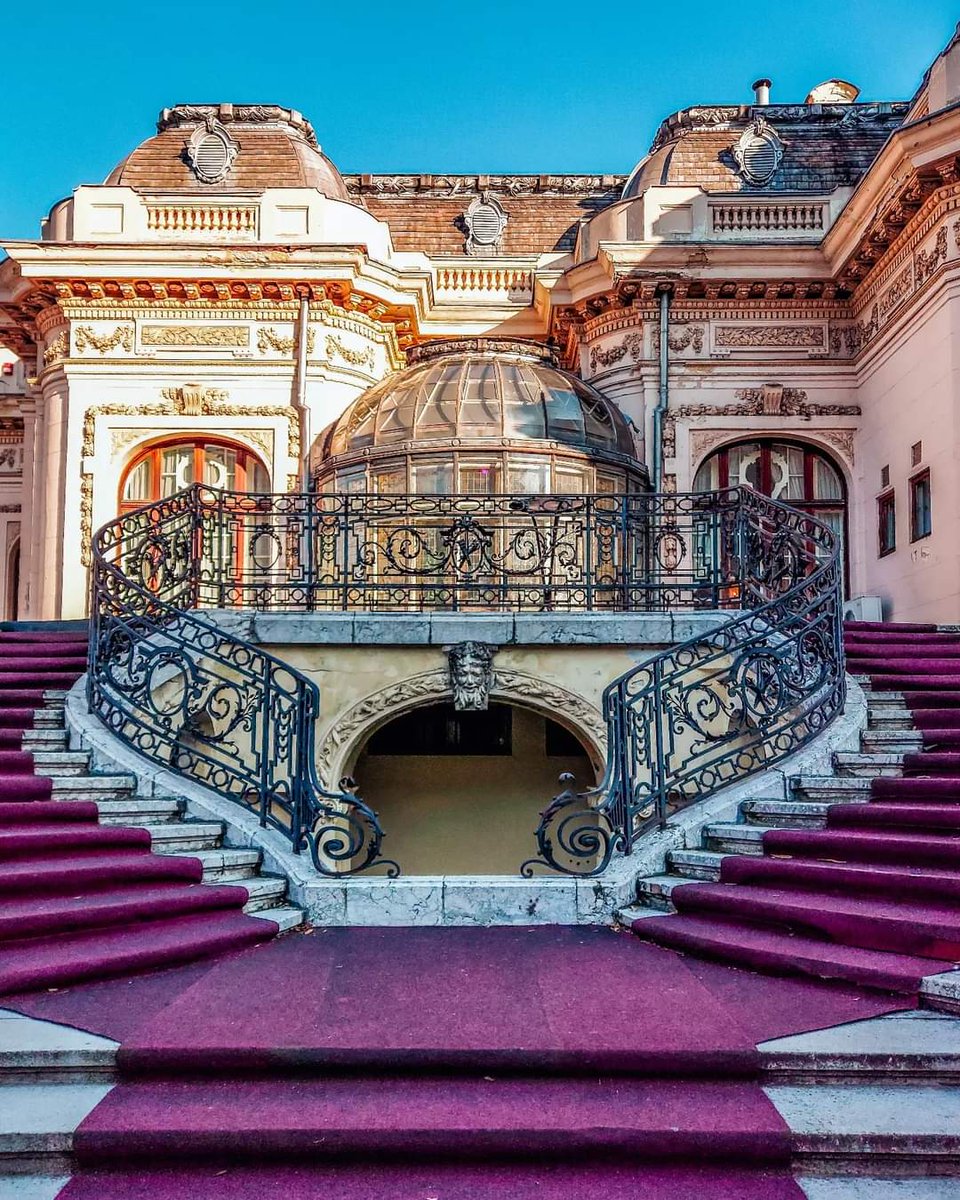 We hope that Bucharest lives up to your expectations and you have a nice visit here 😌
📍 Lahovari Square no. 9  (Casa Oamenilor de Ştiinţă, #Bucharest, #Romania) 
Photo: mihaita.mano
#DiscoverRomania