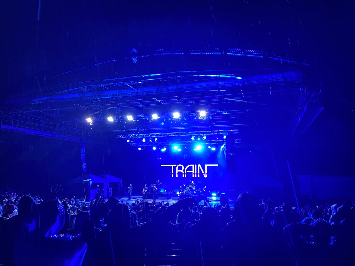 good_medora's tweet photo. @train I’ll watch you in any weather condition. See you next time! https://t.co/fddoAC0FHt