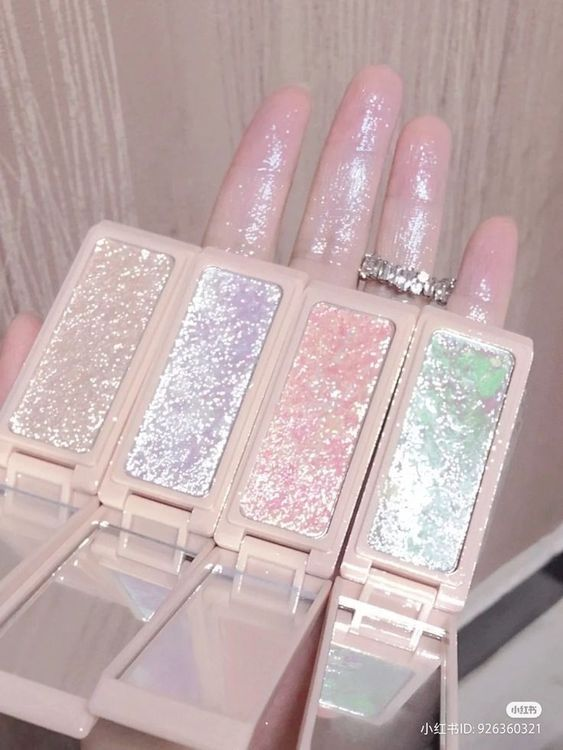 Glitter eyeshadow palette