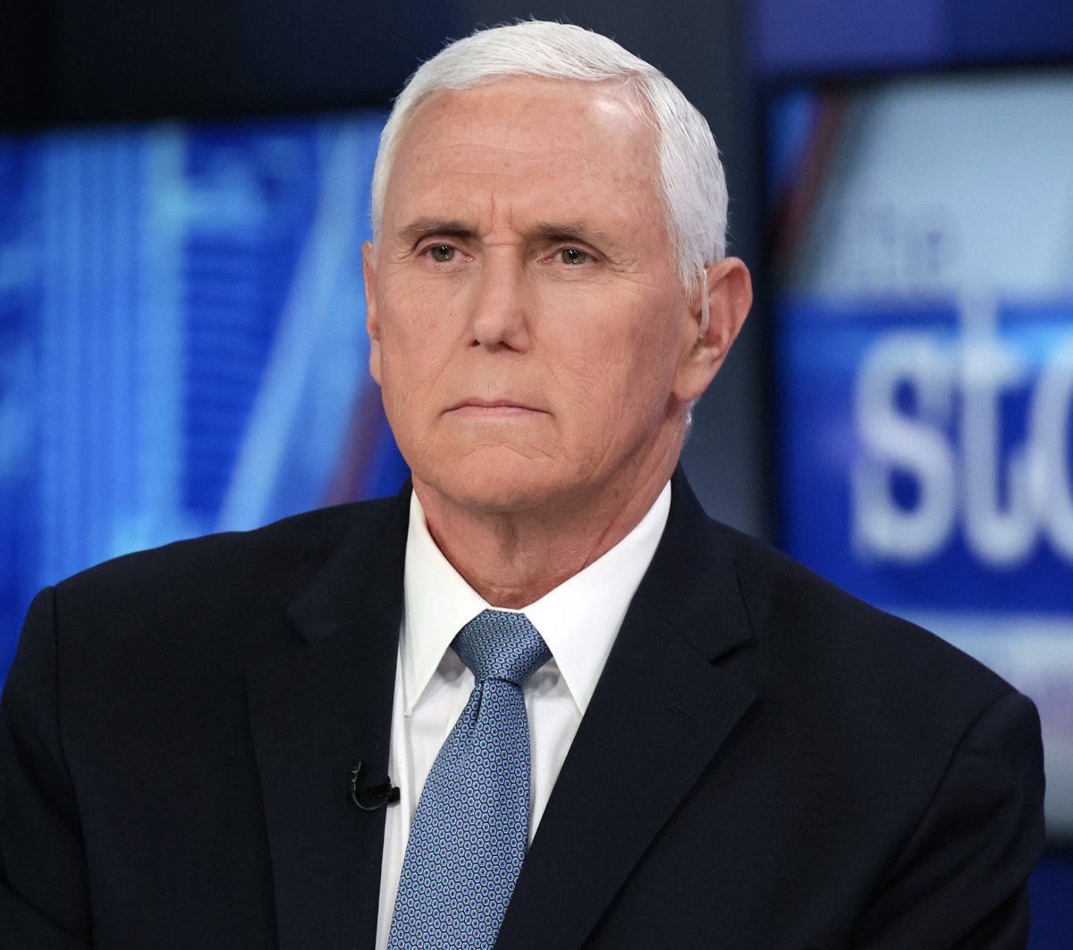 krassenstein's tweet image. BREAKING: Mike Pence Confirms he took Notes about Conversations with Trump about Overturning the Election.

In a pre-released Transcript from 'Face the Nation' airing at 10:30 AM ET Mike Pence will say the following:

“From time to time, particularly at important moments, I had a…