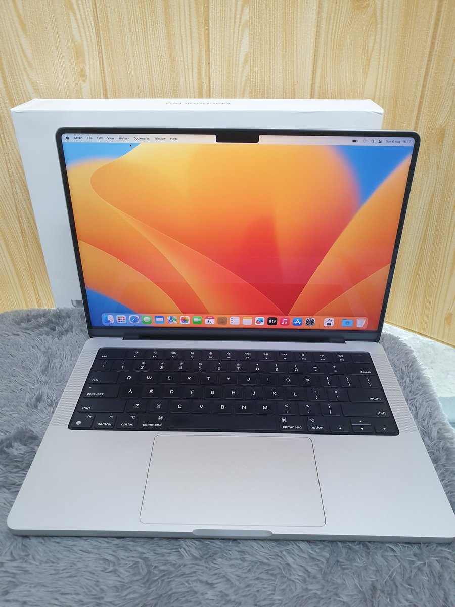 Genand_Store's tweet photo. @radenrauf Rebahan sambil edit2 video pake
Macbook Pro M1 Pro 14 inch 2021 Ram 16 Ssd 512GB Apple M1 Pro Chip (CPU 8-Core, GPU 14-Core)
Kondisi like new garansi aktif desember 2023 harga 23jt ajah https://t.co/GBHpUlwNwt