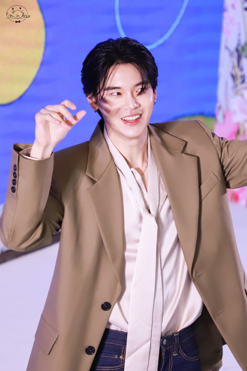 YinInArea's tweet photo. แช่แวบ แช่แด๊บแช่แด่ว แช่แด๊บแช่แด่ว
แช่แด่วแช่แด๊บ แช่แวบ 🤪😝

#DestinyClinicYinWar
#yinyin_anw
#YinInArea https://t.co/Syvpk5YElf