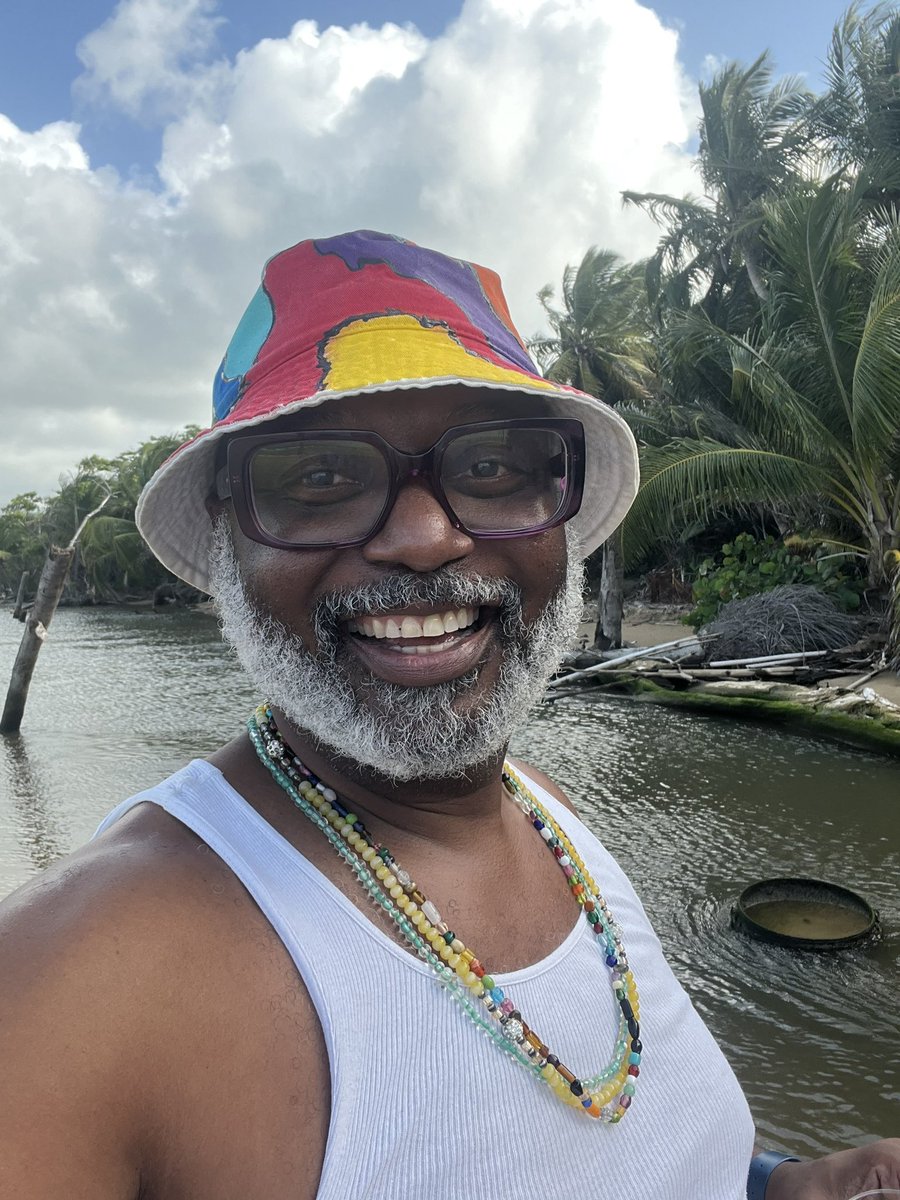 Dr. Maurice Sholas tweet media