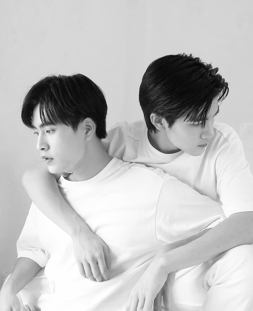 yuspace_'s tweet photo. Shorth AU about #GeminiFourth 

-. I love you, And i'm sorry 🤍

Please ignore all typos and timestamp. Also this story is fiction na, so please don't take it seriously 

All cr back to they owner (pinterest or any sosmed)

(Tw: harshwords &amp; kiss) https://t.co/ab6oJqJbLM