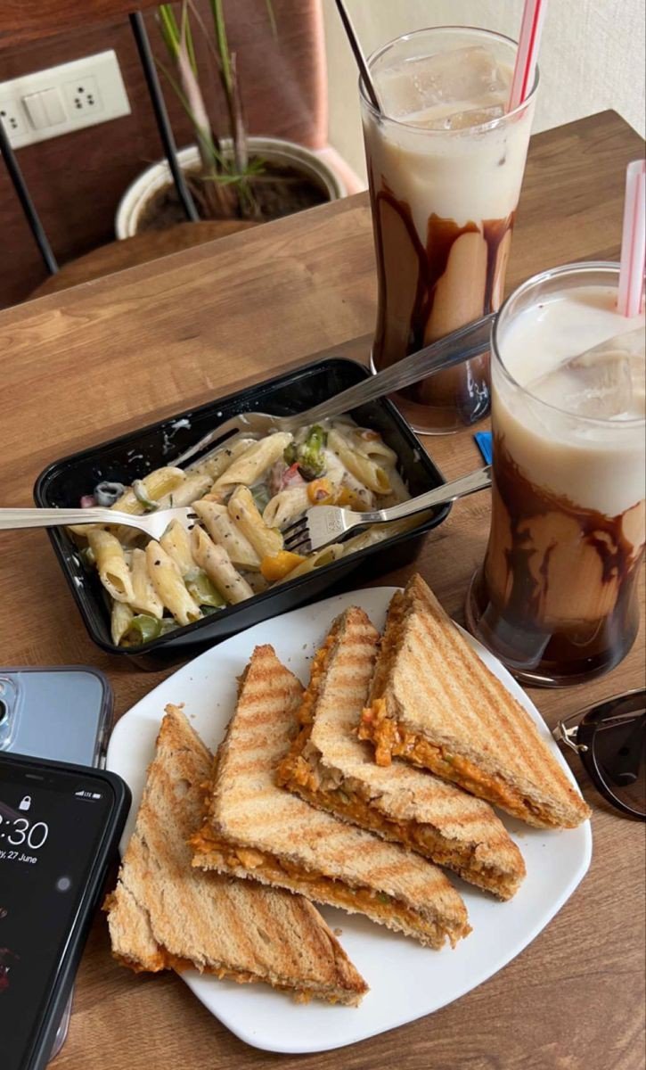 yummy_bite_'s tweet photo. Club sandwich
#foodi #Foodie #foodlov https://t.co/LwPAG42b7v