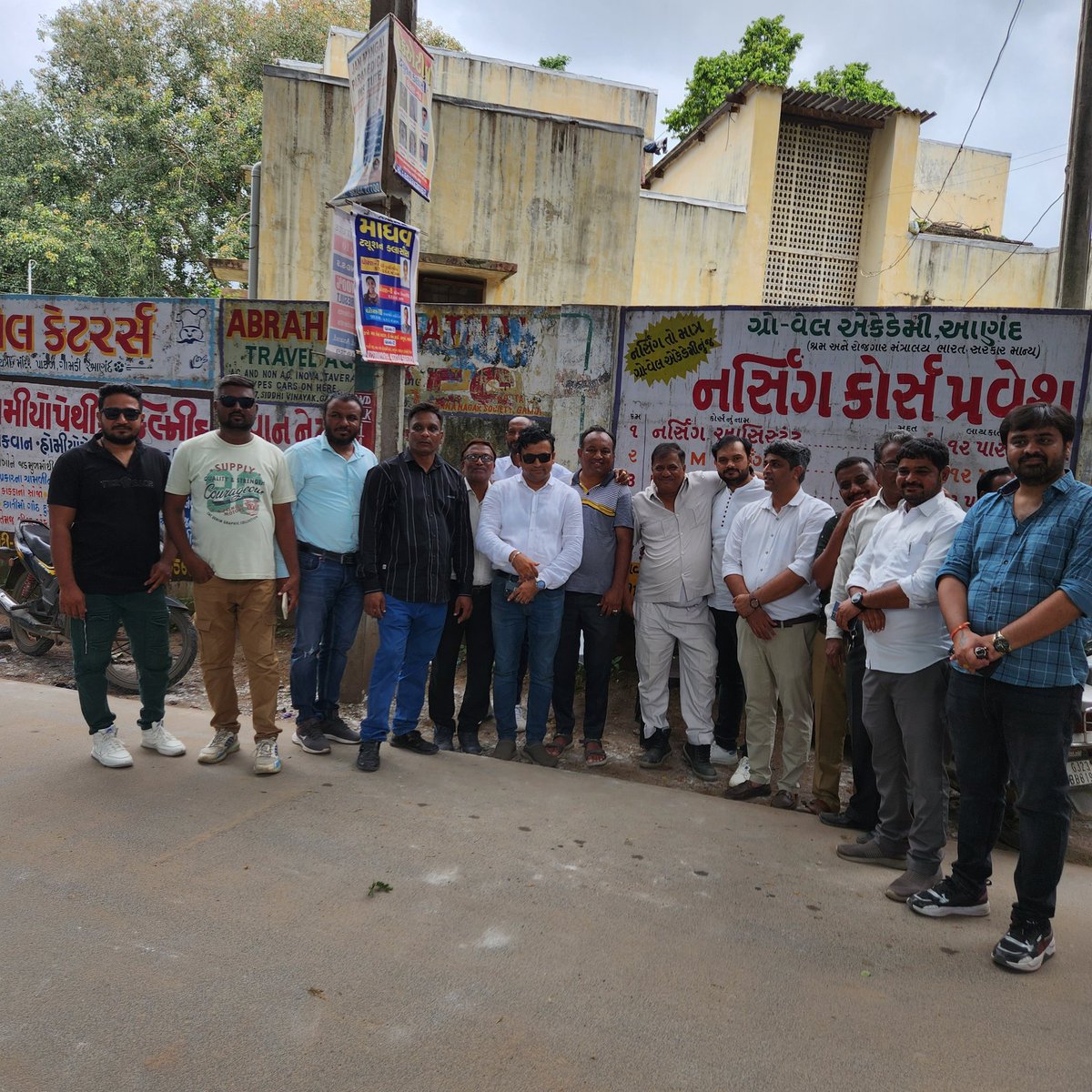 પેટા ચૂંટણી બારેજા અને આણંદ