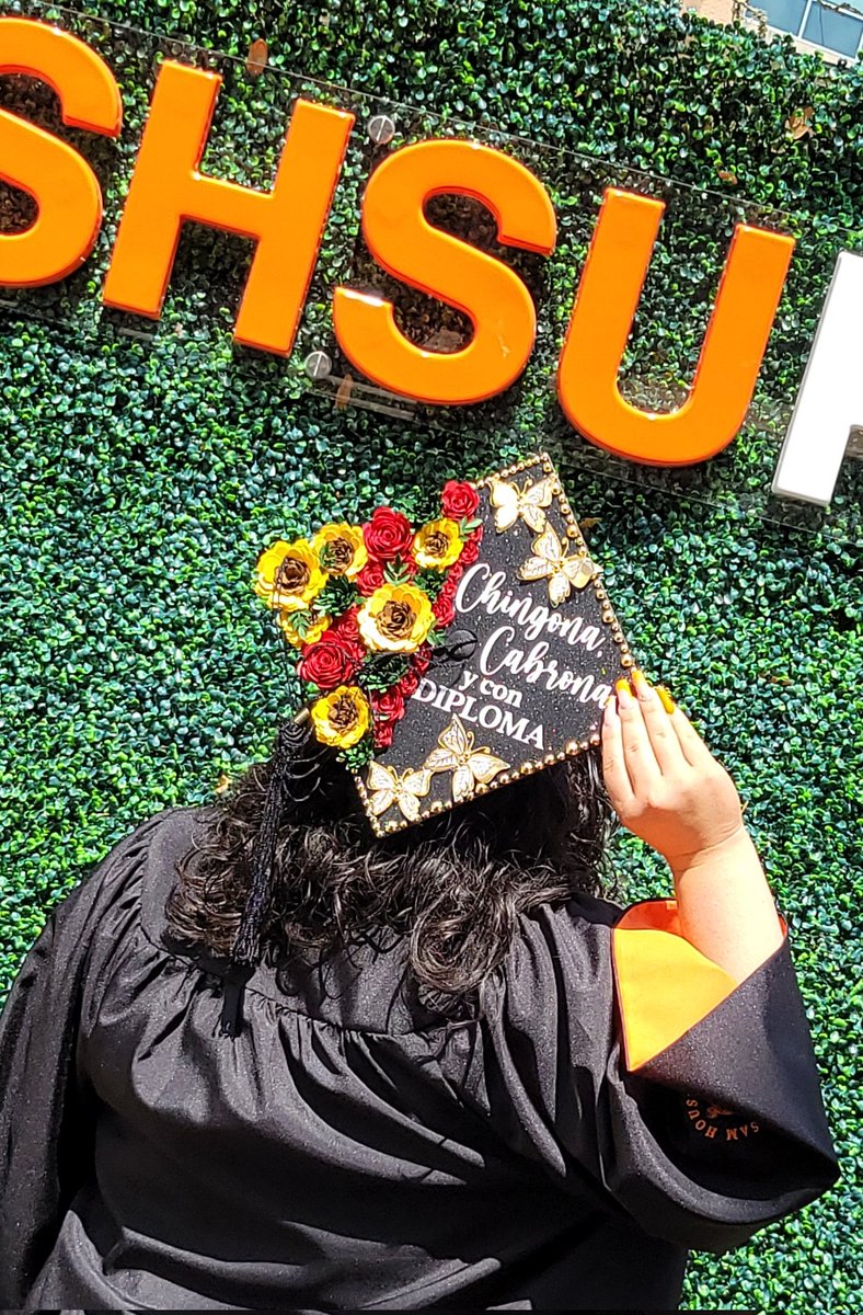 Adri_Vazquez80's tweet photo. Yesterday was the commencement of my daughter's new journey! I am beyond proud and the happiest mother on Earth right now! @SamHoustonState graduate 🎓 in my house!  #criminaljustice #forensicscience #GodIsGreat #SHSUProud Te amo mi princesa hermosa! GRACIAS DIOS 🙏 8.5.23 https://t.co/7lPBRaEskW