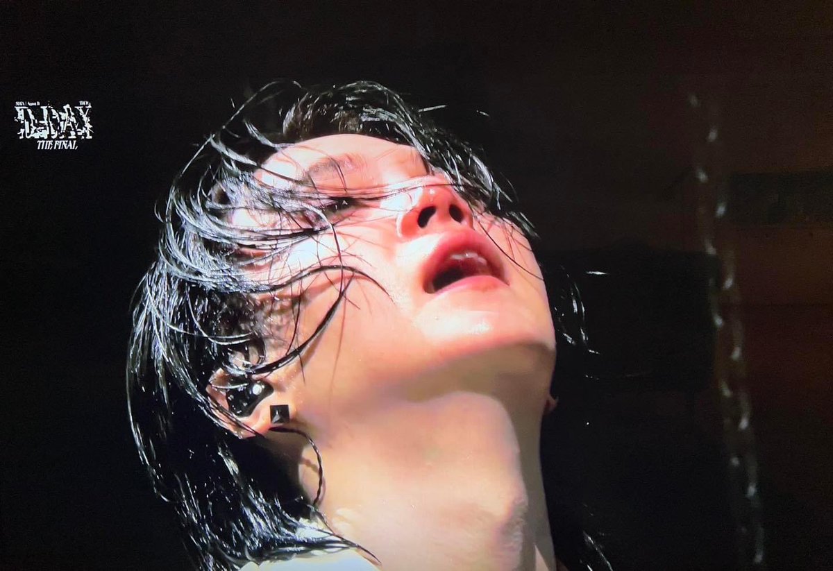 jinknie's tweet photo. Thank you Yoongi
We love you Yoongi
We are proud of you Yoongi 💜
#D_DAY_THE_FINAL_D3
#AgustD_DDAY_theFinal 
#SUGA_AgustD_TOUR_the_Final 
#SUGA 
#BTS https://t.co/B7y77GpxLq
