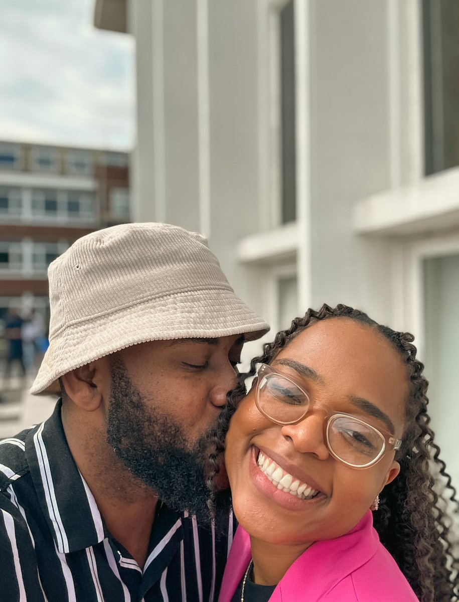 Limoblaze's tweet photo. Happy Sunday with love 😍 https://t.co/LJvaptUigT