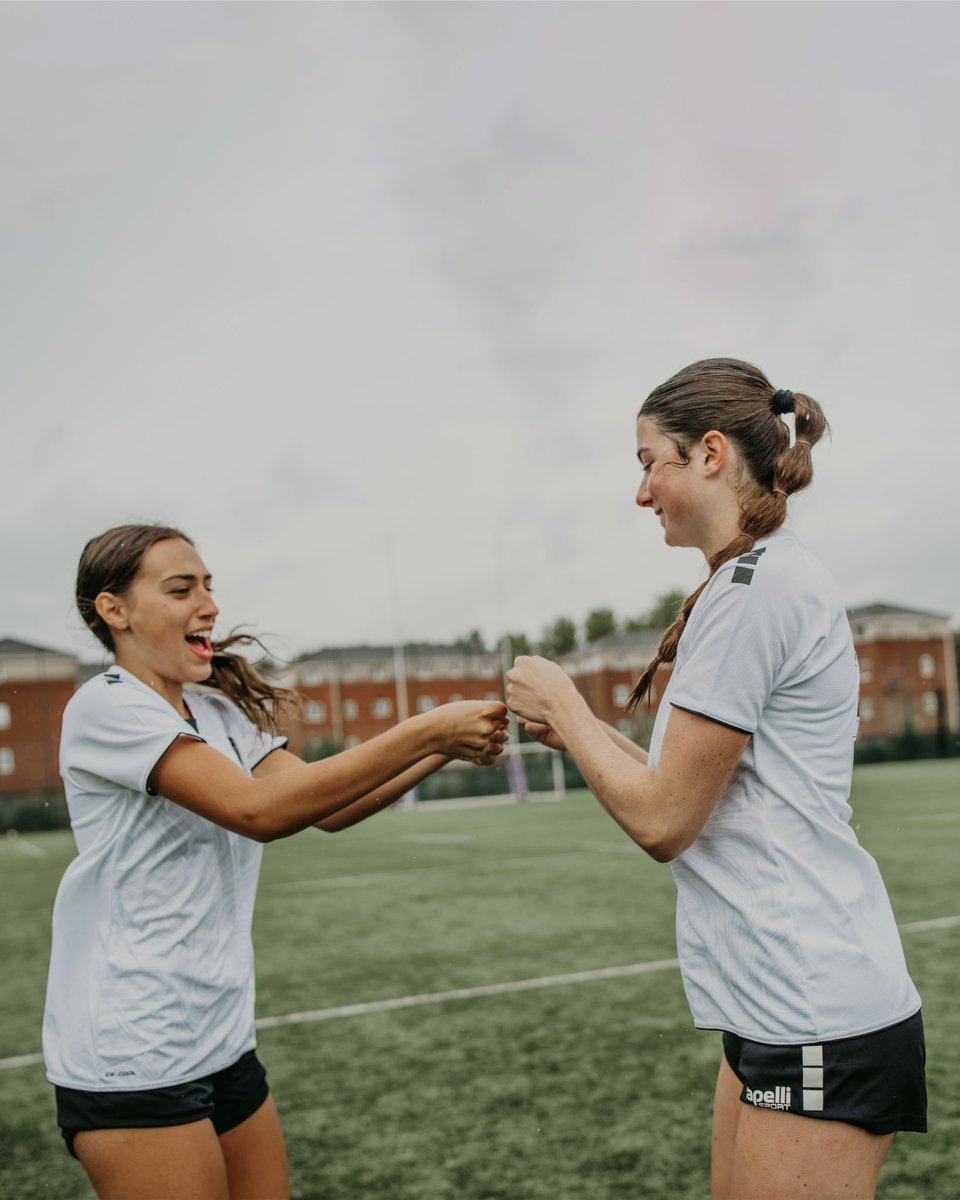 ◼️◼️◼️◼️ Capelli Sport UK Tour 2023: Match 2 

Capelli Sport USA U19 secured the bag over <a href="/ManUtd/">Manchester United</a> Women U21 4-1 with goals from:

🟨 Sydney Harpster of <a href="/LegendsFCSoccer/">Legends FC</a> 
⬜️ Savannah Hutchins of <a href="/slammersfc/">Slammers Futbol Club</a> 
⬜️ Sammie Sanchez of <a href="/MVLASC/">MVLA Soccer Club</a> 

#capellisport #capellisportuktour