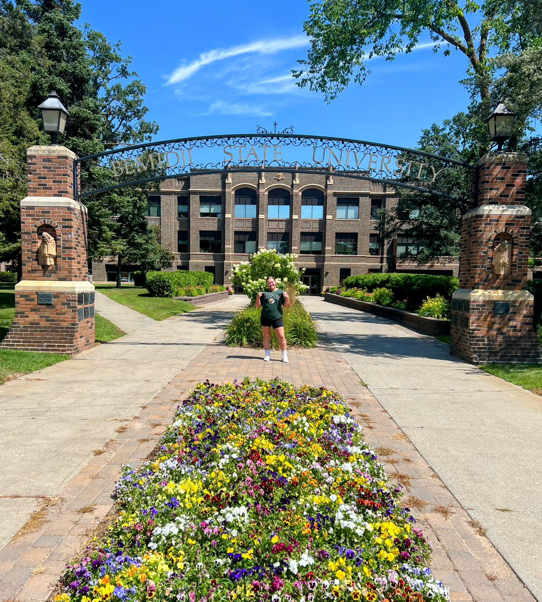 The Next Chapter. 🦫💚 #committed <a href="/BSUBeaversSB/">Bemidji State Softball</a> <a href="/JPetersen23/">Jordan Petersen</a> <a href="/jjjtref/">jenna trefethren</a> <a href="/mnwavessoftball/">MN Waves</a> <a href="/KometSoftball/">KoMet Softball</a> <a href="/KM_Activities/">KM Activities</a> <a href="/coachsamNCSA/">Coach Sam Valadez Haralabidis</a>