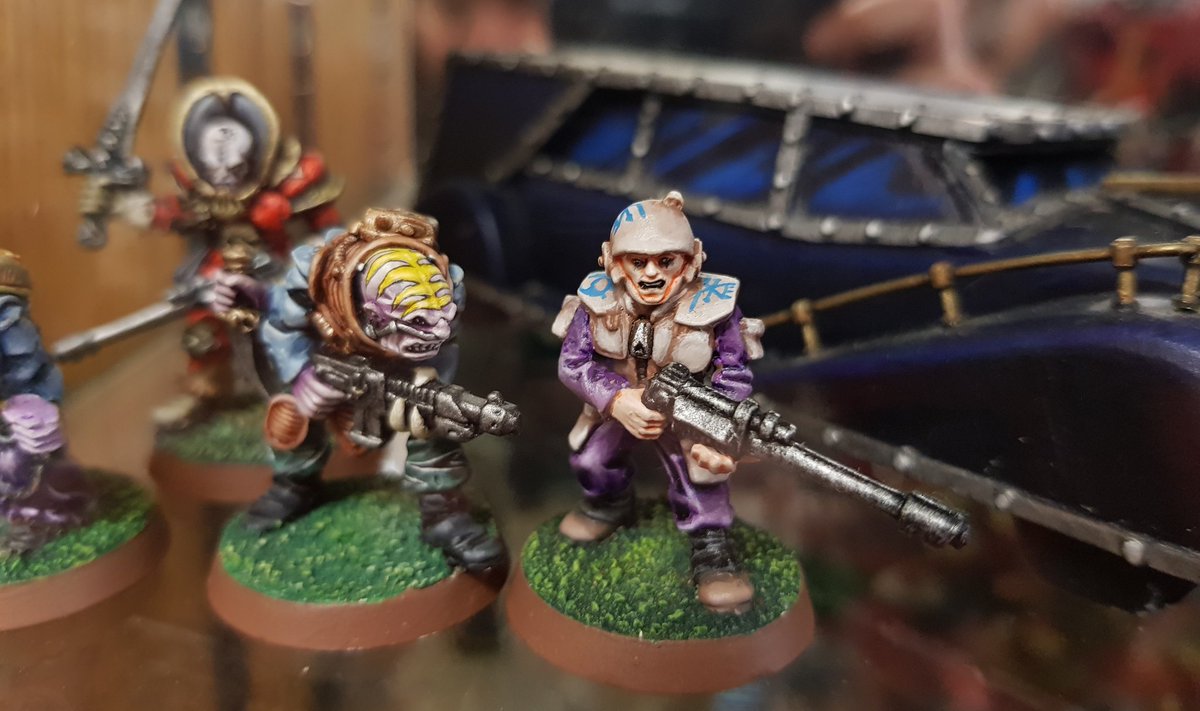 planetoldhammer's tweet photo. More from #Boyl.   I love the display cabinets at the @WargamesFoundry .  So many memories from my fave WhiteDwarfs! #oldhammer #WarhammerCommunity #warhammer40k #warhammer https://t.co/SUINoUmsn7