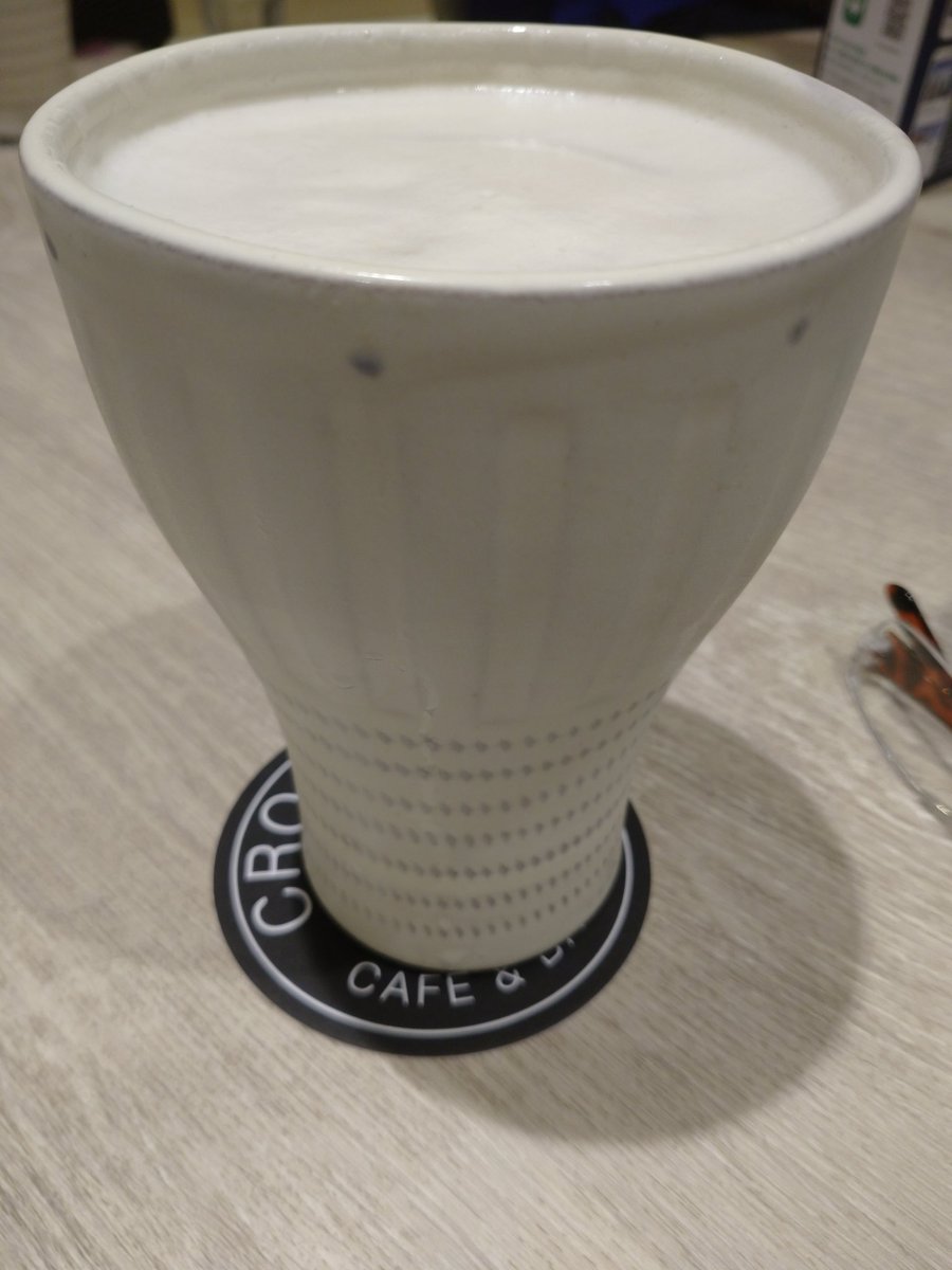 陶器で飲むビールが、またうまいんです