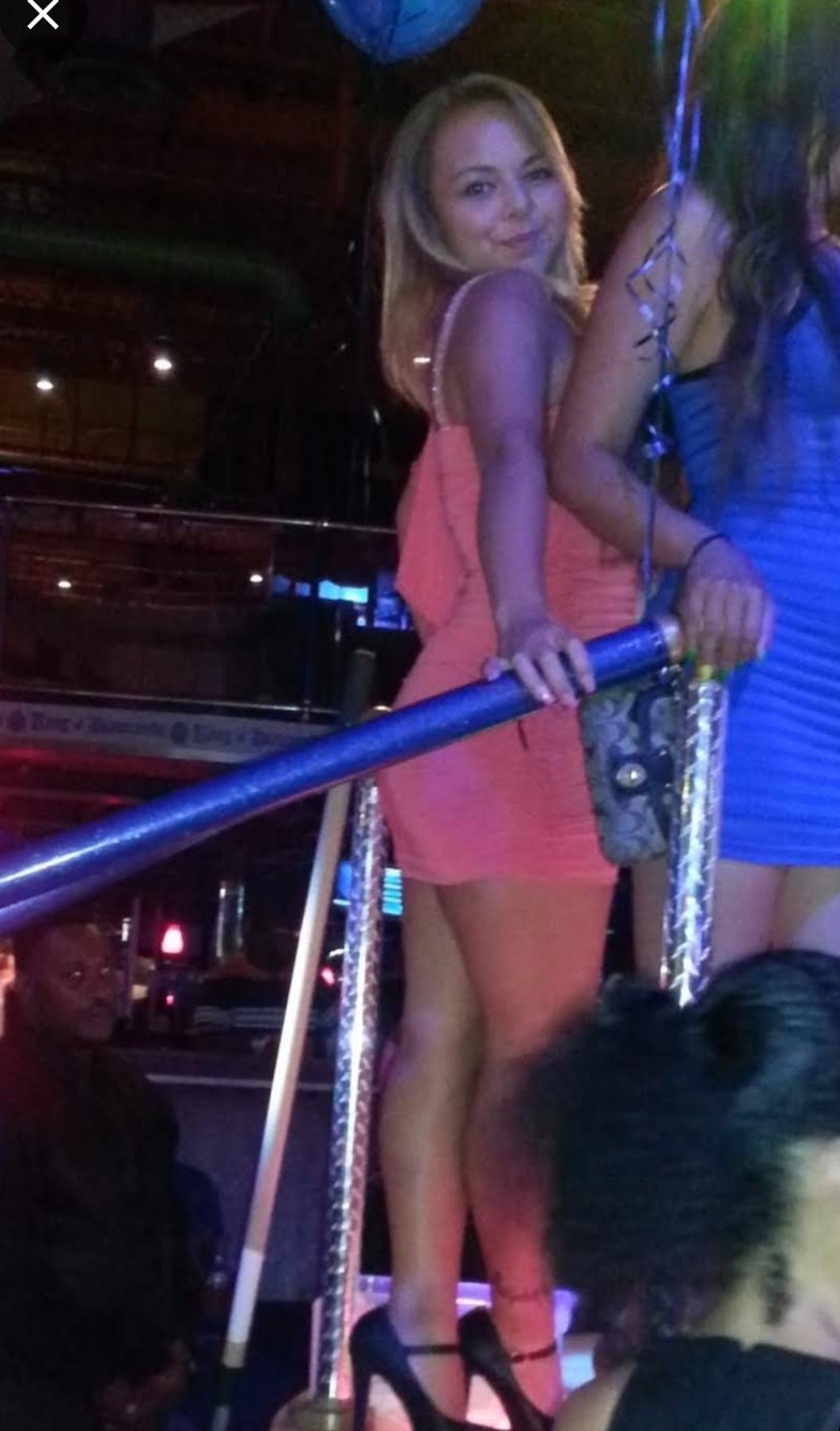 Awwww back when I went to #Miami for my first FMTY... We went to #KingOfDiamonds strip club!! They did more than I was willing for the contest 🤣🤣 I chickened out QUICK. 🫠 https://t.co/aBNNeOKxYw