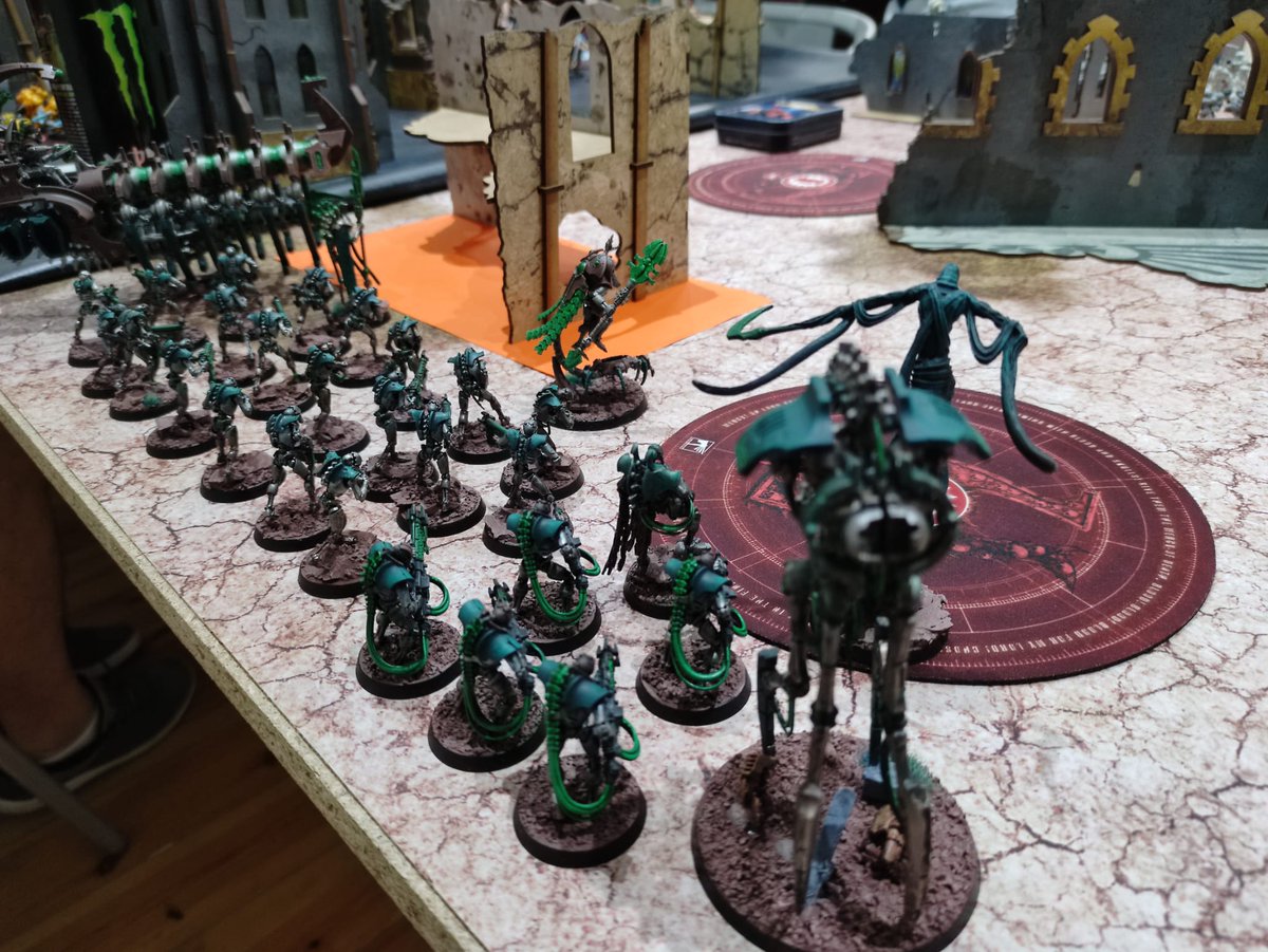 jaibrot's tweet photo. Experiencia fantástica hoy en @DisfuncionM dando nuestros primeros pasitos en la décima edición de Warhammer 40,000. Gracias a todos los que lo han hecho posible 👏🏻👏🏻👏🏻
#Warhammer40K #WH40K #Necrones https://t.co/EXuFNkiRTC
