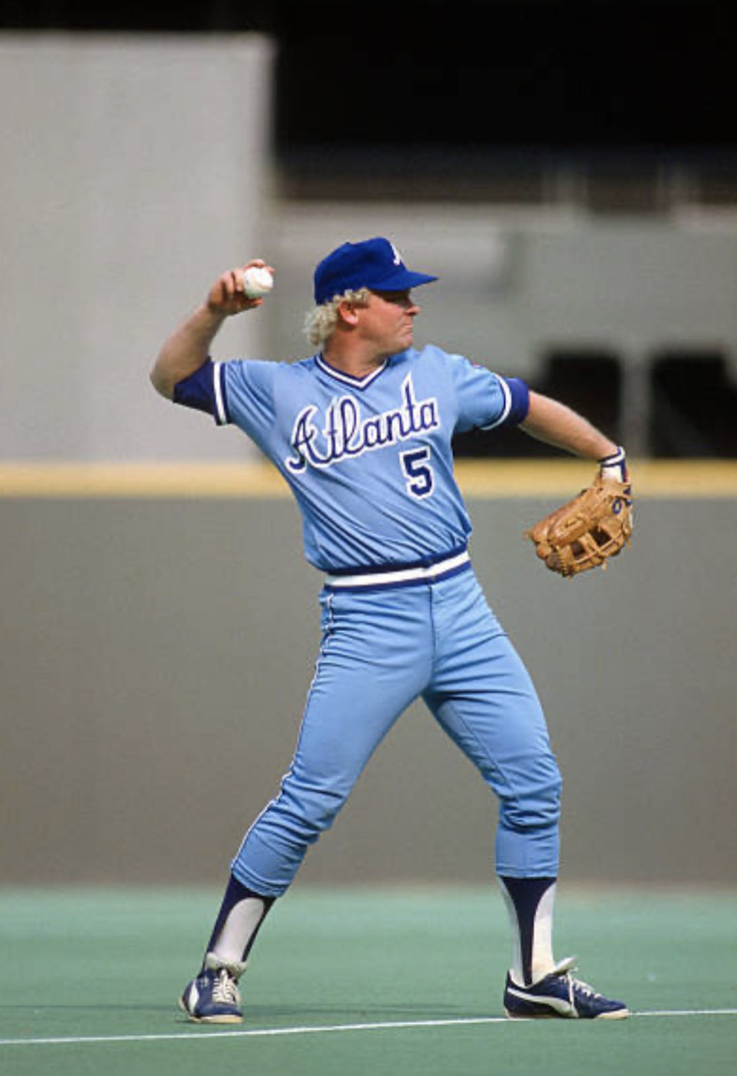 Goat Jerseys on X: Bob Horner has a birthday today⚾️ Look at that blond  Afro coming through the cap and the Puma turf shoes. Batting glove under  the mitt, and a fantastic