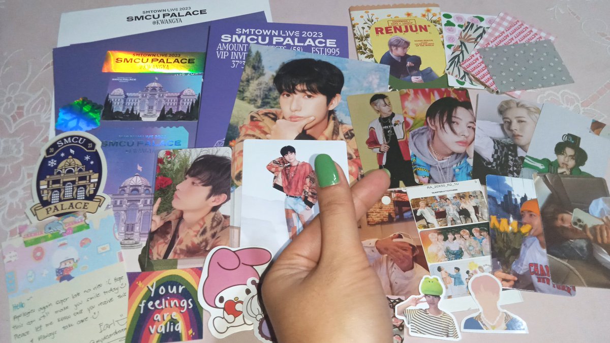 💌 #MailsForGrasya 💛

Renjun came home today! 😭 Thank you so much @mydeardreamies for this! I'm so happy today, this indeed made me smile. Super cute ng mga freebies. 🥹 Thank you agaaaiiiin 🫶