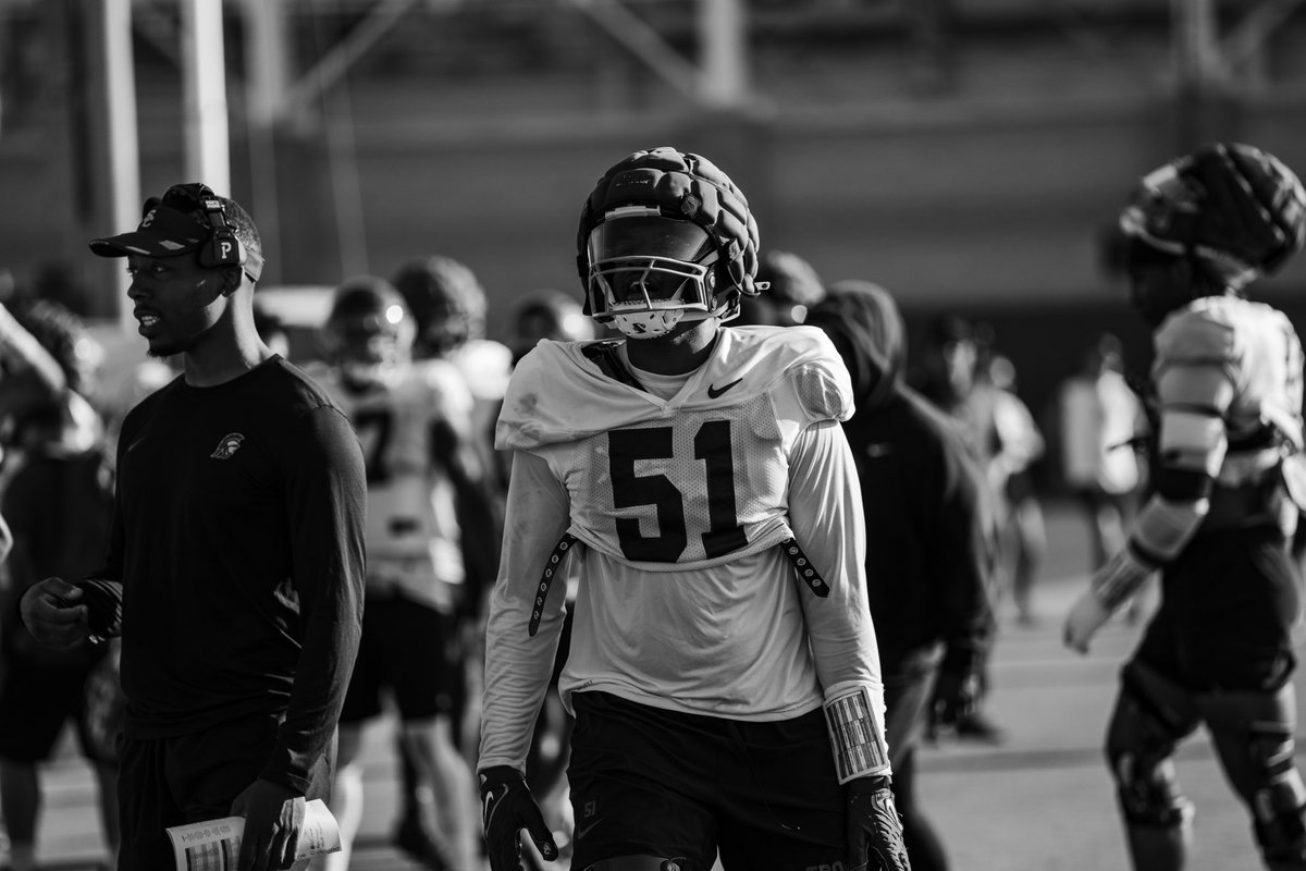 B_Quatro4's tweet photo. Don’t be scared to fail , you’ll fail if you don’t try 😤#Year4 #ForMaDukes❤️ https://t.co/yvdDUUj24o