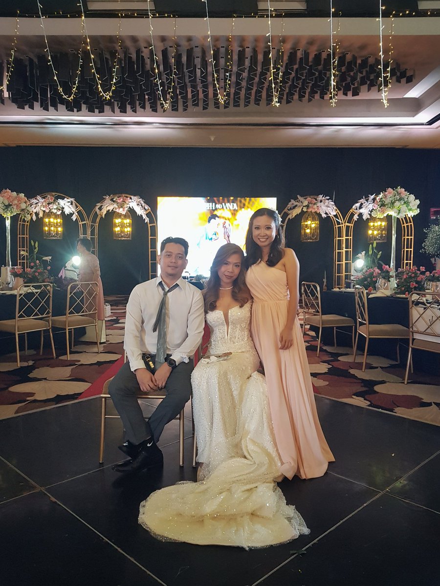 doinks13's tweet photo. Congrats miga!! 🎊🥂🎉 https://t.co/vV4efUEGz5