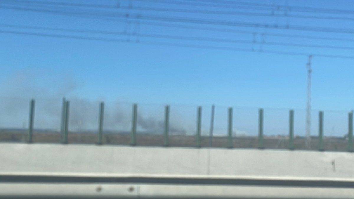 _Jelen's tweet photo. #incendiopuertoreal https://t.co/Tr5pTLsjec